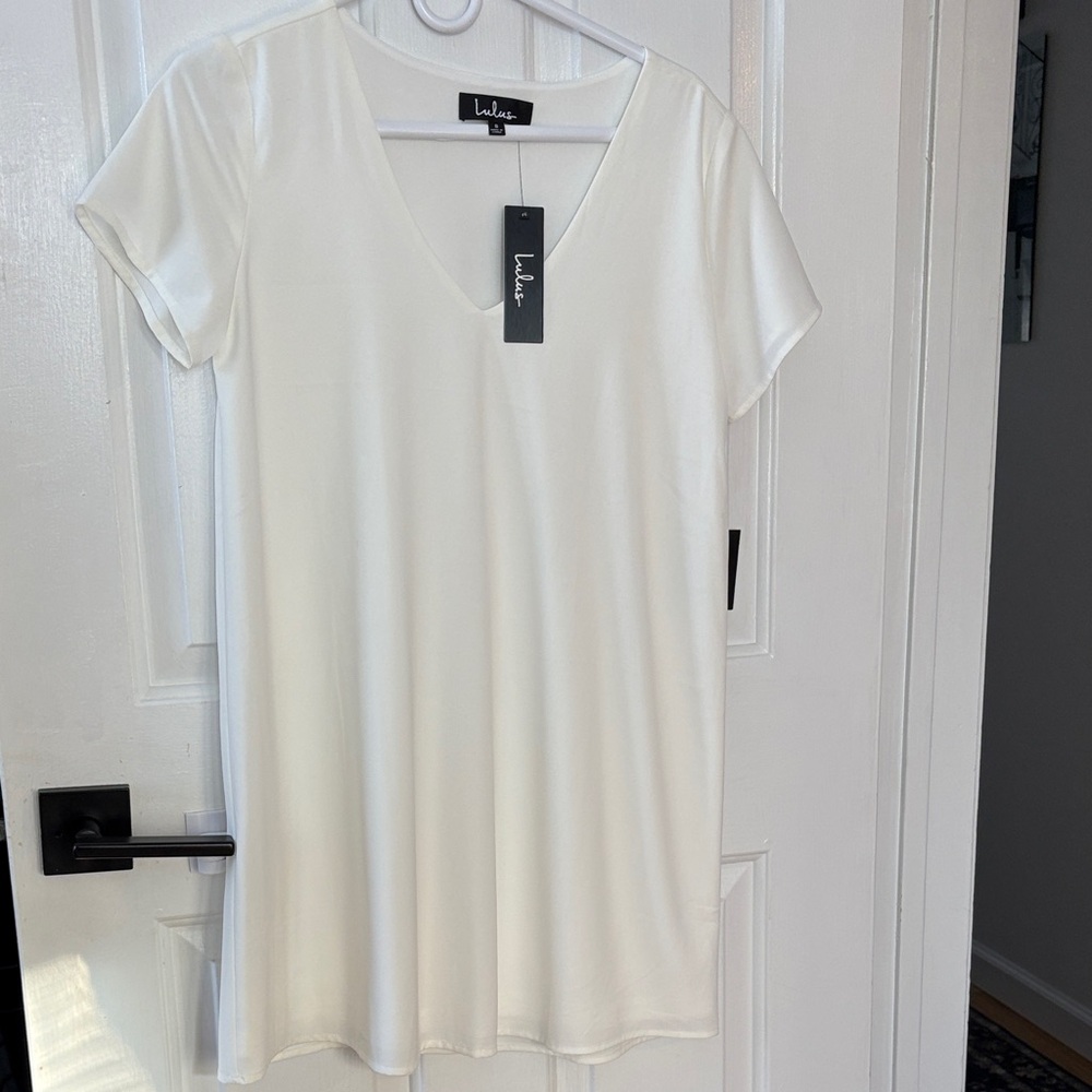 Lulu's Cream Short Sleeve V-Neck Dress